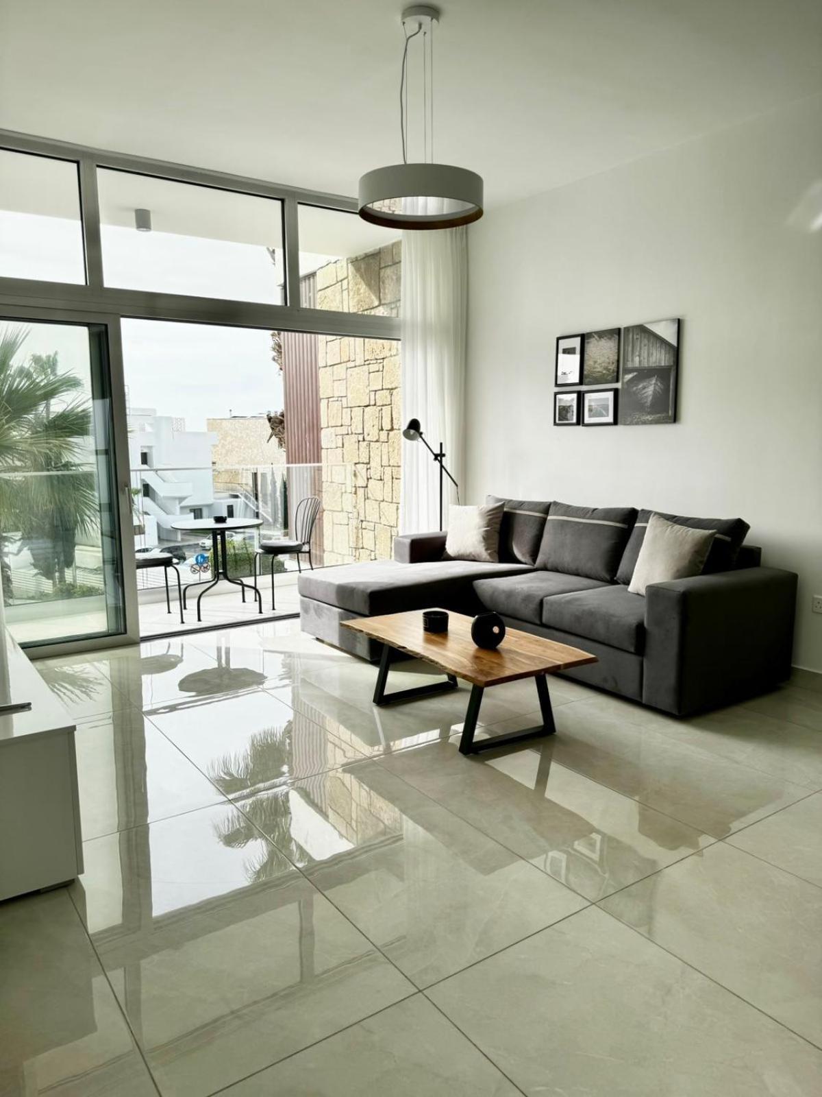 Seaside Bliss 1-bed
